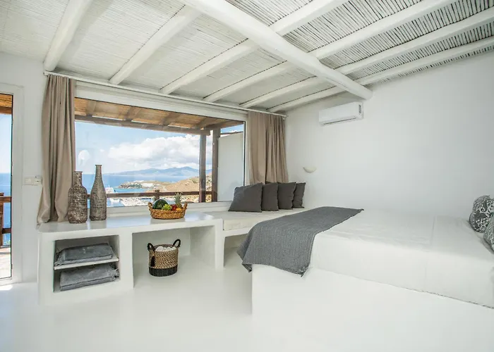 Ruby By Mykonos Rocks