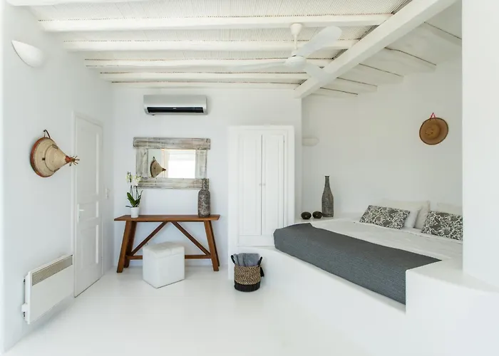 Ruby By Mykonos Rocks