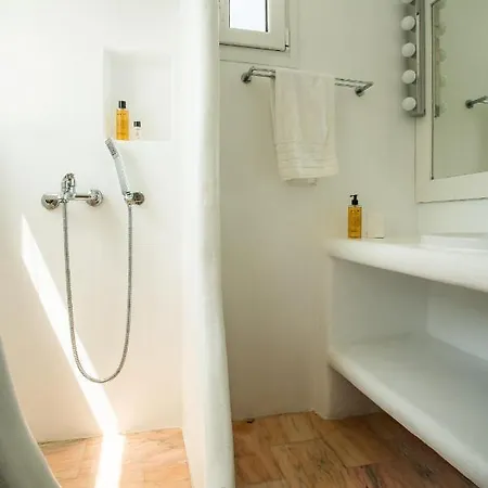 Ruby By Mykonos Rocks 4*